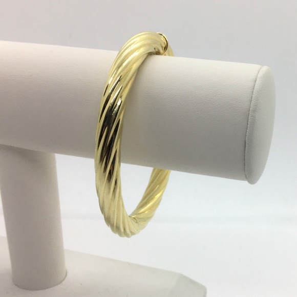 Meet your Posher, Joseph Robert Jewelers - Picture 1 of 7